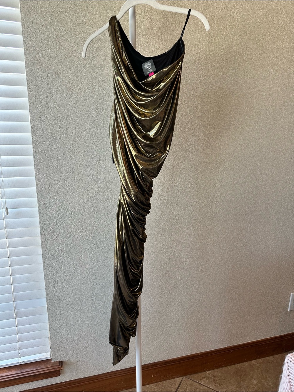 Vince Camuto gold liquid metallic asymmetrical one shoulder draped ruched dress